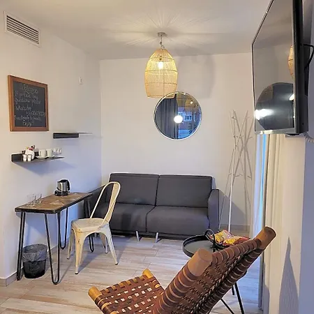 Terrace Costa 2* فوينخيرولا