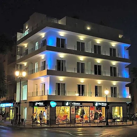 Terrace Costa فندق 2*