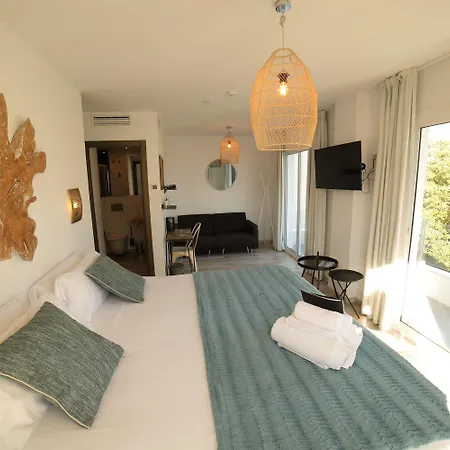 Terrace Costa Hotelli 2*